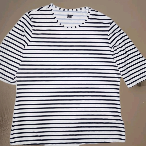 NWT Lands End Crewneck Striped Rash Guard Swim Shirt Size L Colors White Blue - Picture 2 of 9